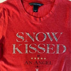 Victoria’s Secret 00’s Snow Kissed T Shirt